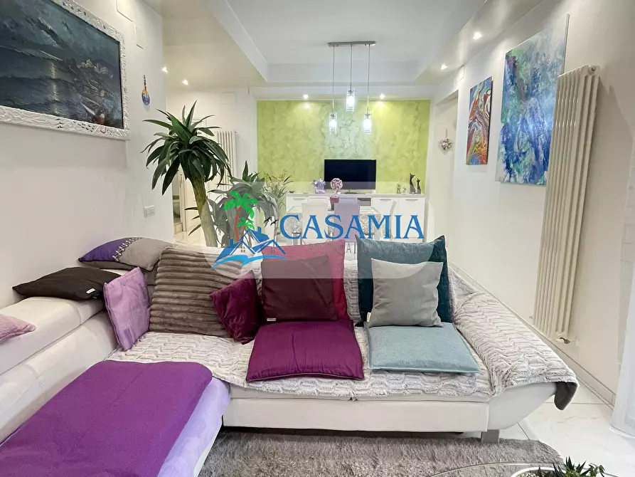 Immagine 1 di Quadrilocale in vendita  a Grottammare