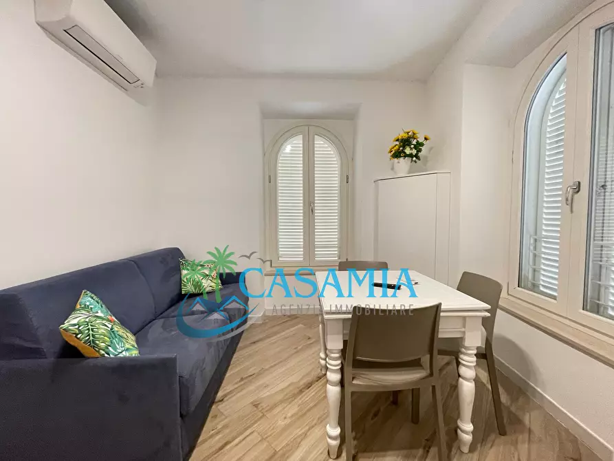 Immagine 5 di Bilocale in vendita  a Cupra Marittima