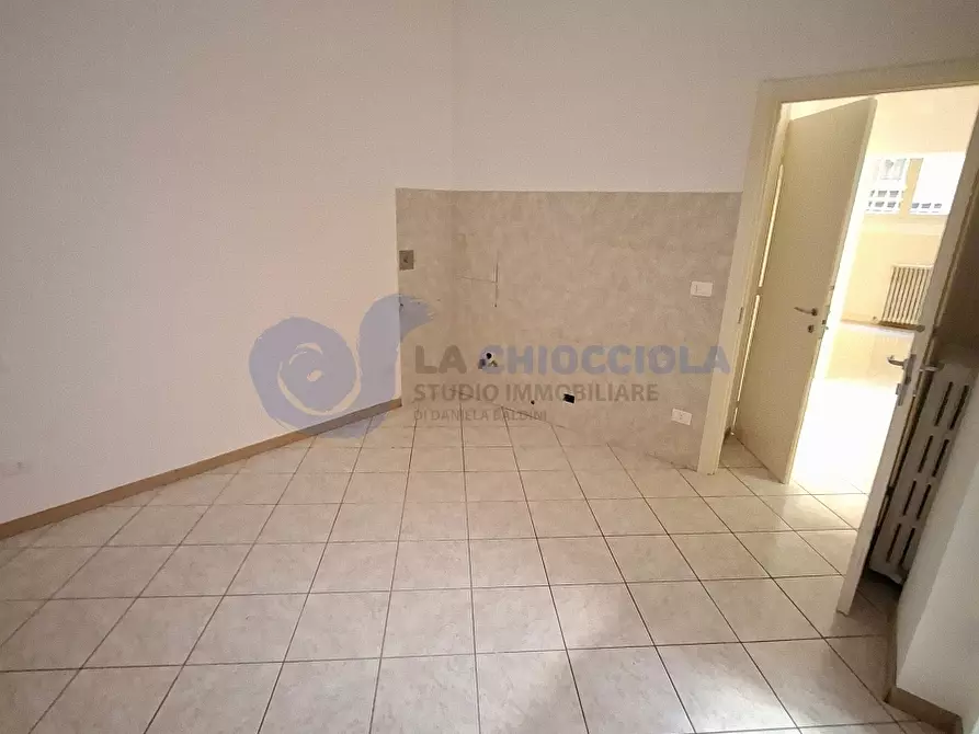 Immagine 25 di Ufficio in vendita  a Bologna