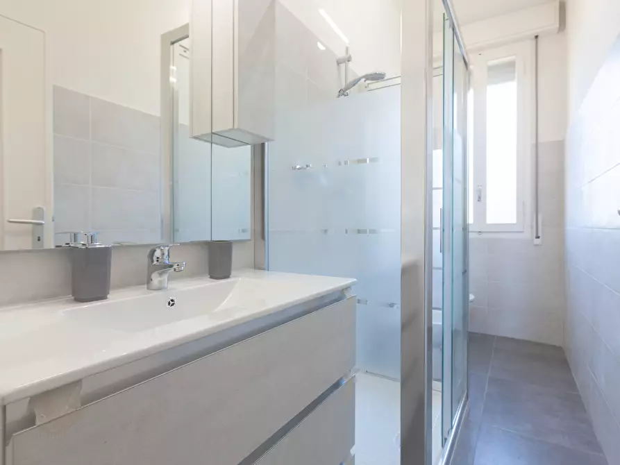 Immagine 11 di Bilocale in affitto  a Bologna