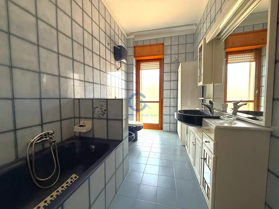 Immagine 7 di Stanza singola in affitto  a Catanzaro