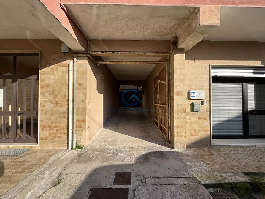 Immagine 2 di Garage in affitto  a Catanzaro