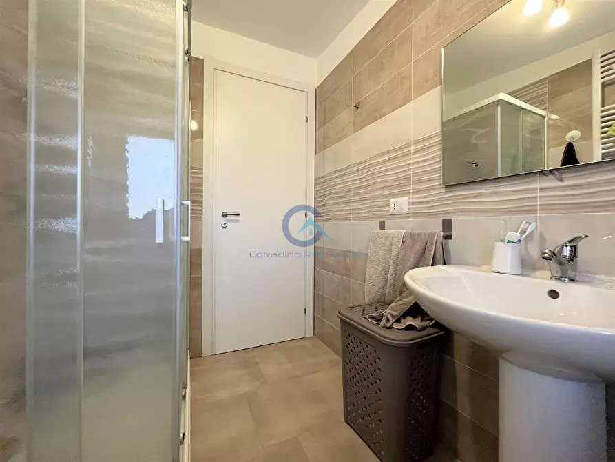 Immagine 8 di Attico in vendita  a Montepaone