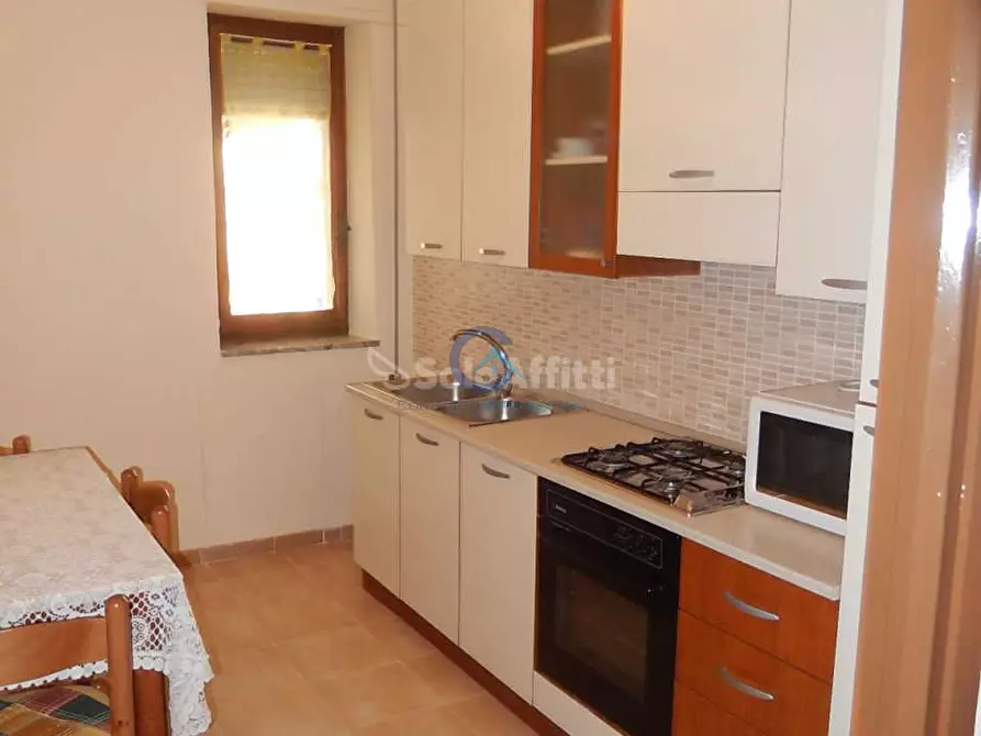 Immagine 4 di Stanza singola in affitto  a Catanzaro