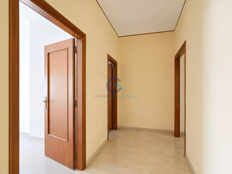 Immagine 8 di Quadrilocale in vendita  in Via Madonna dei Cieli 81 a Catanzaro