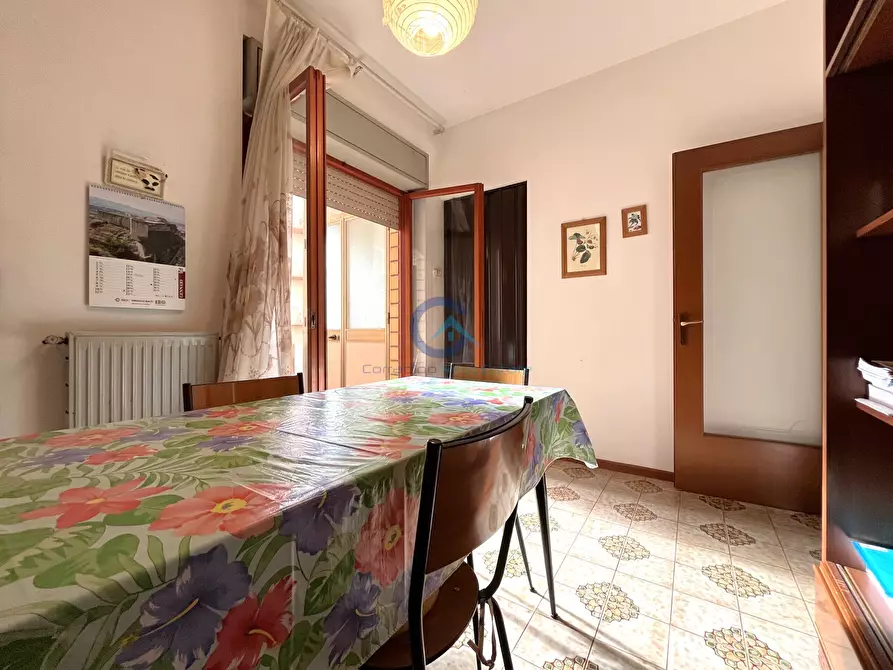 Immagine 5 di Trilocale in vendita  in Viale Crotone 6 a Catanzaro