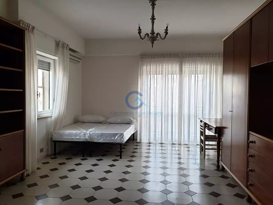 Immagine 21 di Pentalocale in affitto  a Catanzaro