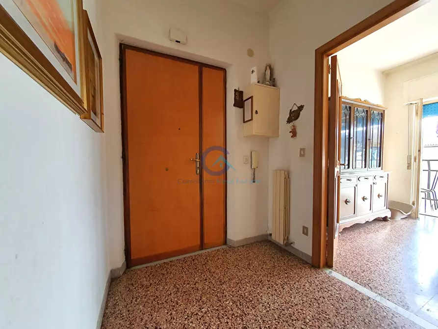 Immagine 17 di Trilocale in vendita  in Via Gianvincenzo Gravina 7 a Catanzaro