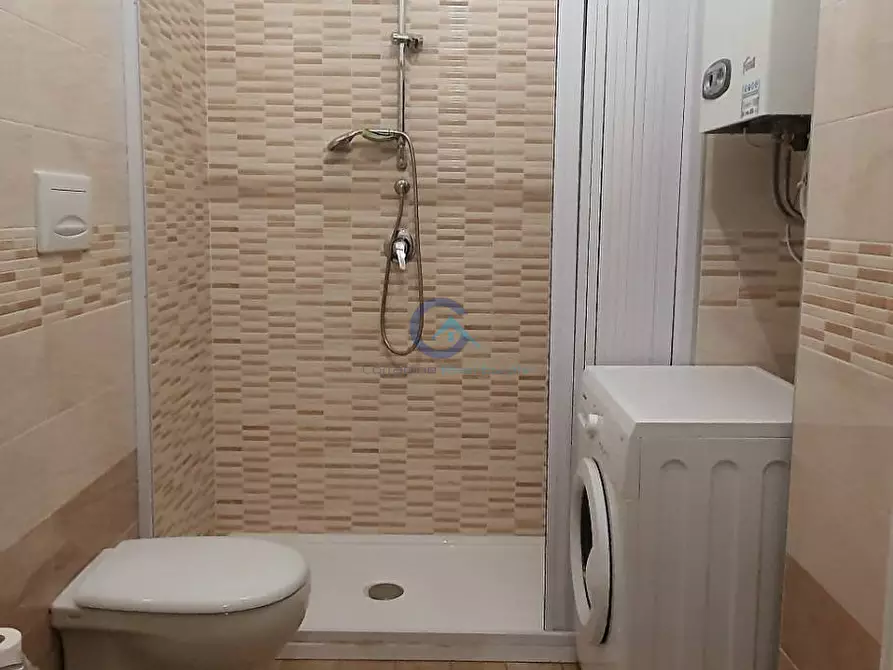 Immagine 8 di Stanza singola in affitto  a Catanzaro