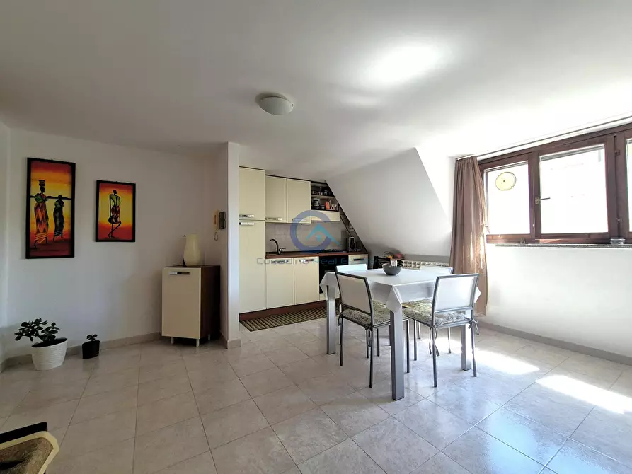 Immagine 5 di Mansarda in vendita  a Catanzaro