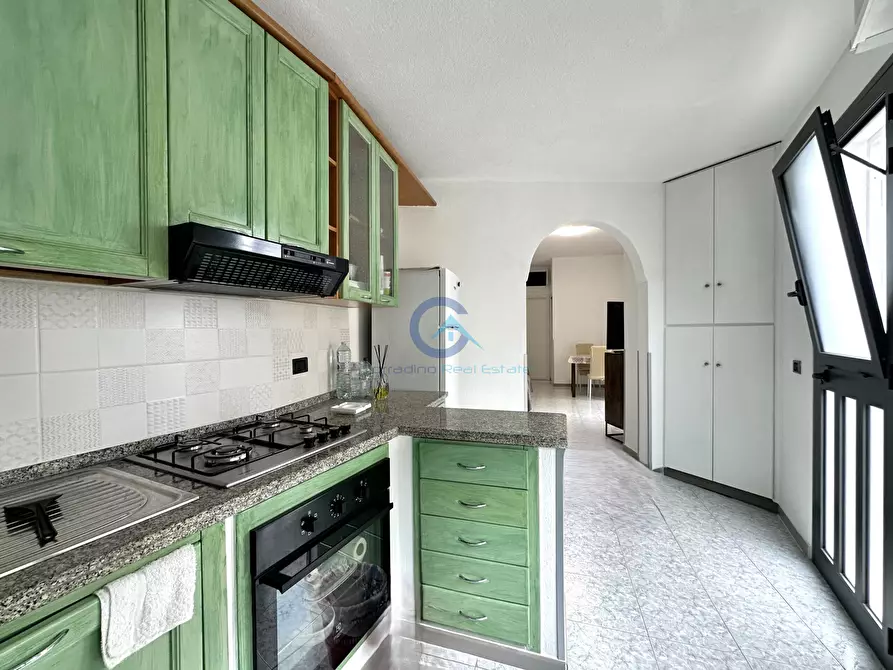 Immagine 5 di Appartamento in vendita  in Via Raffaele Grillone 48 a Stalettì