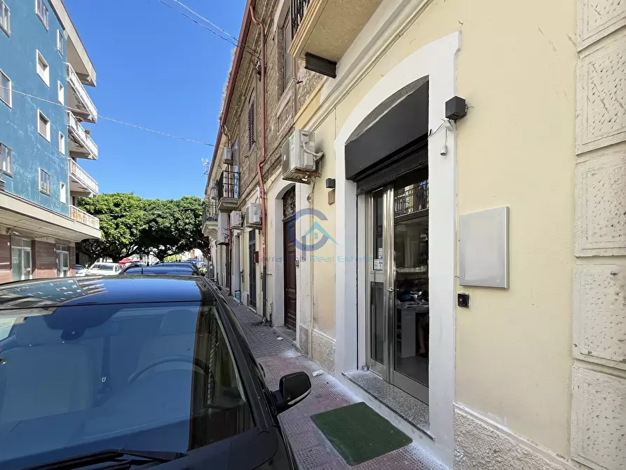 Immagine 10 di Locale commerciale in vendita  in Via Zara 3 a Catanzaro