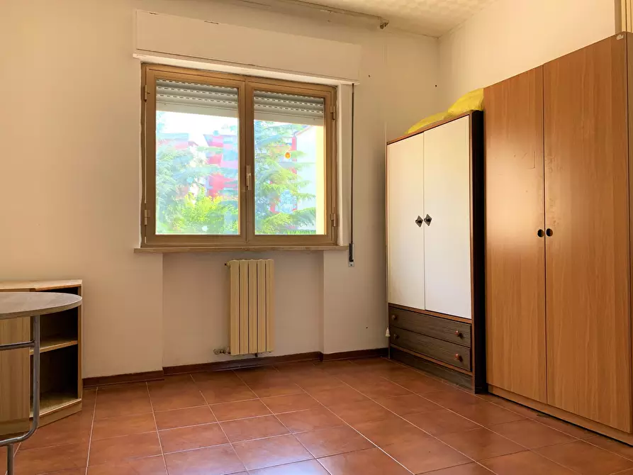 Immagine 13 di Stanza singola in affitto  a Catanzaro