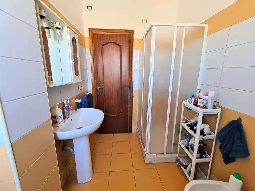 Immagine 9 di Trilocale in affitto  a Catanzaro