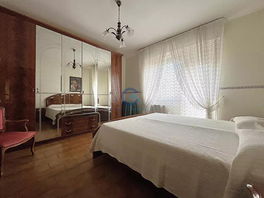 Immagine 11 di Quadrilocale in vendita  a Catanzaro