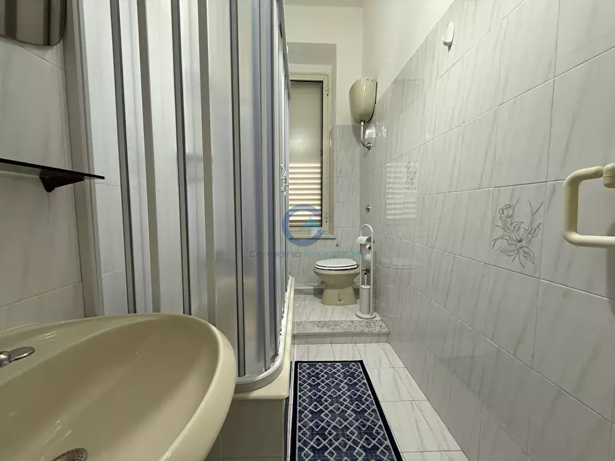 Immagine 10 di Stanza singola in affitto  a Catanzaro