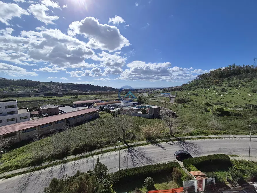 Immagine 5 di Quadrilocale in vendita  in Via Brigata Catanzaro 12 a Catanzaro