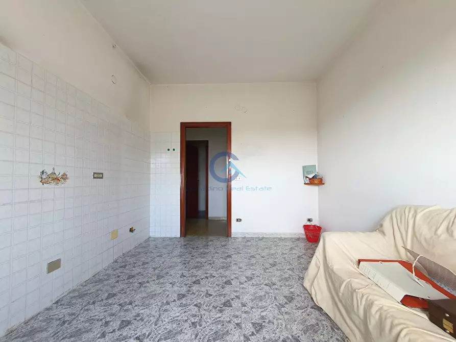 Immagine 10 di Pentalocale in vendita  in Viale Vincenzo de Filippis 298 a Catanzaro