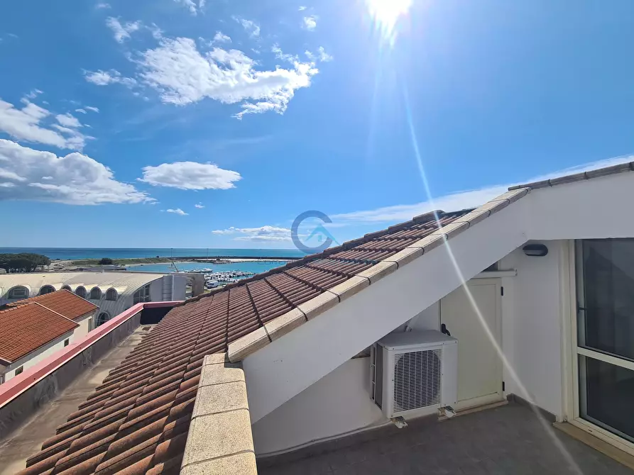 Immagine 3 di Attico in vendita  in Via Martiri di Cefalonia a Catanzaro