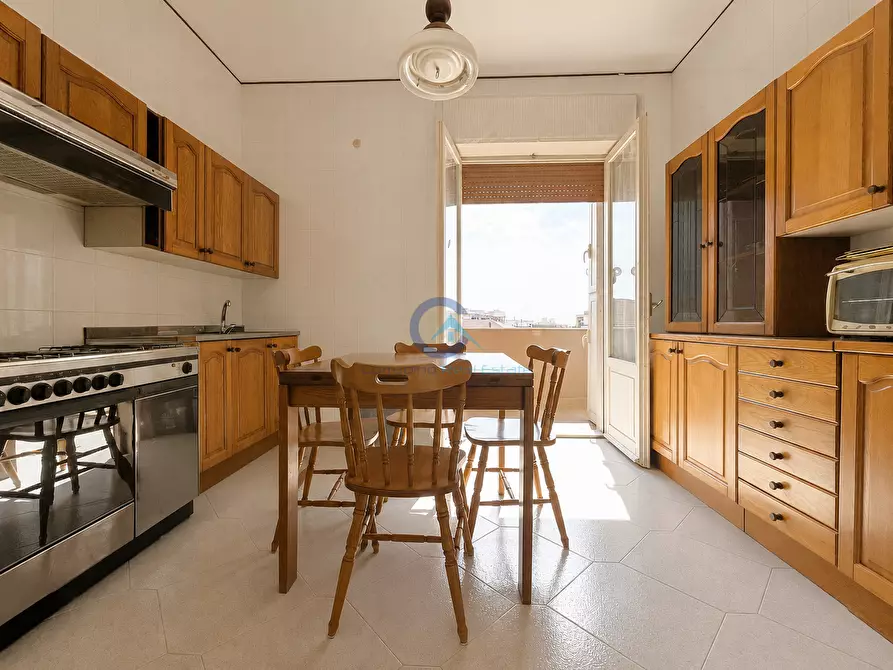 Immagine 5 di Quadrilocale in vendita  in Viale Crotone 66 a Catanzaro