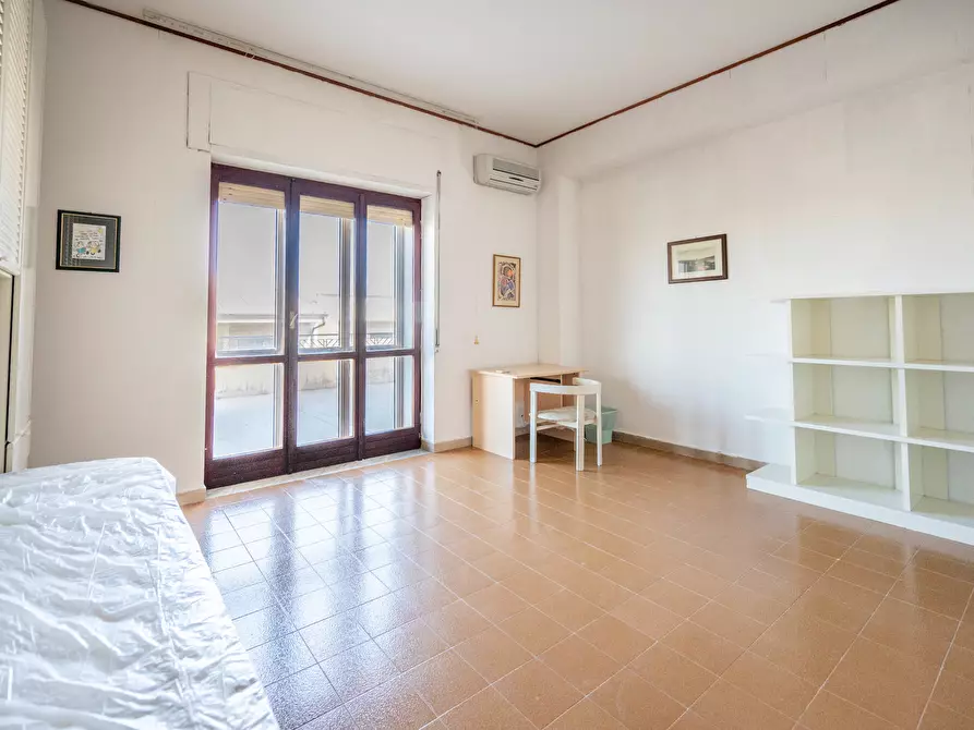 Immagine 12 di Stanza singola in affitto  a Catanzaro