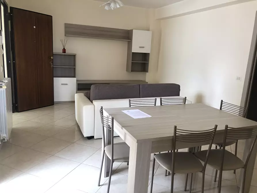 Immagine 4 di Trilocale in vendita  in Via Vizzini a Siracusa