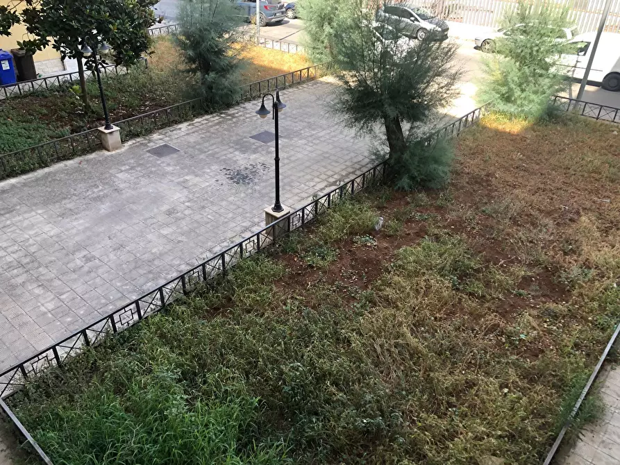 Immagine 5 di Quadrilocale in vendita  in VIA FRANCESCO CRSIPI a Floridia