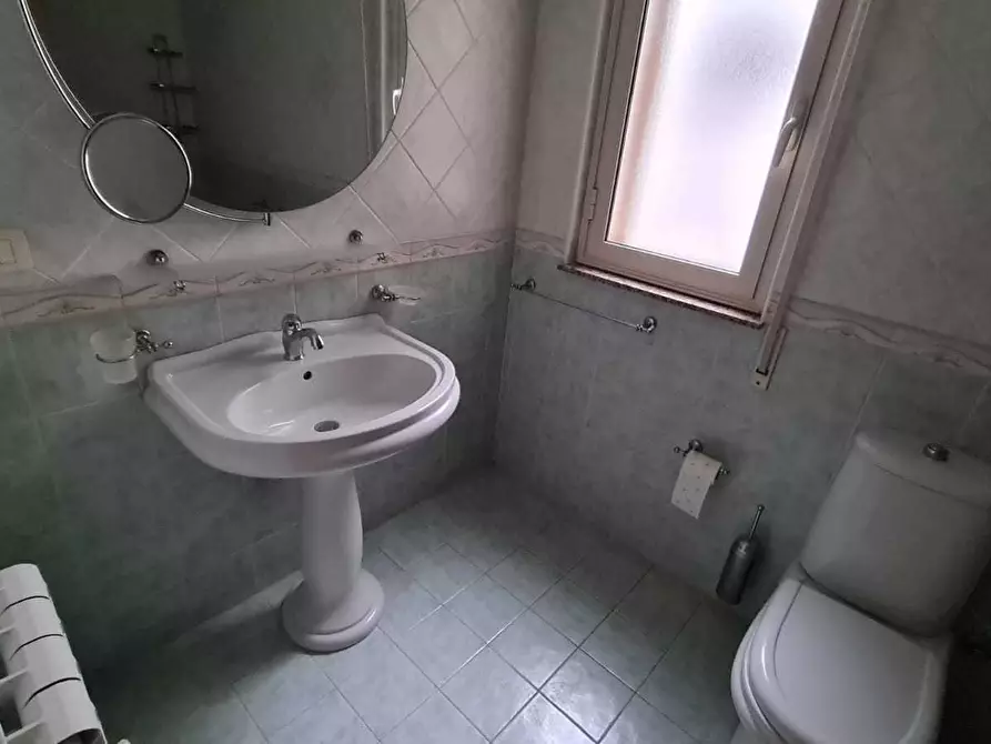 Immagine 24 di Quadrilocale in vendita  a Floridia