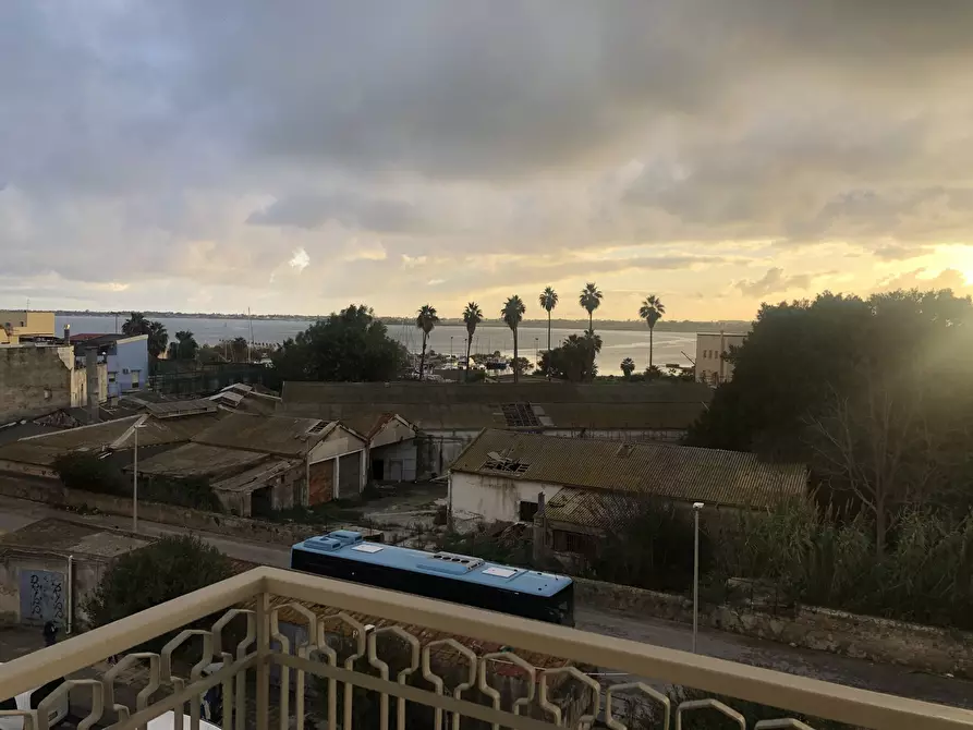 Immagine 29 di Pentalocale in vendita  in CORSO UMBERTO a Siracusa