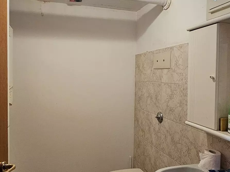 Immagine 9 di Ufficio in vendita  in Via IV Novembre a Borgosatollo