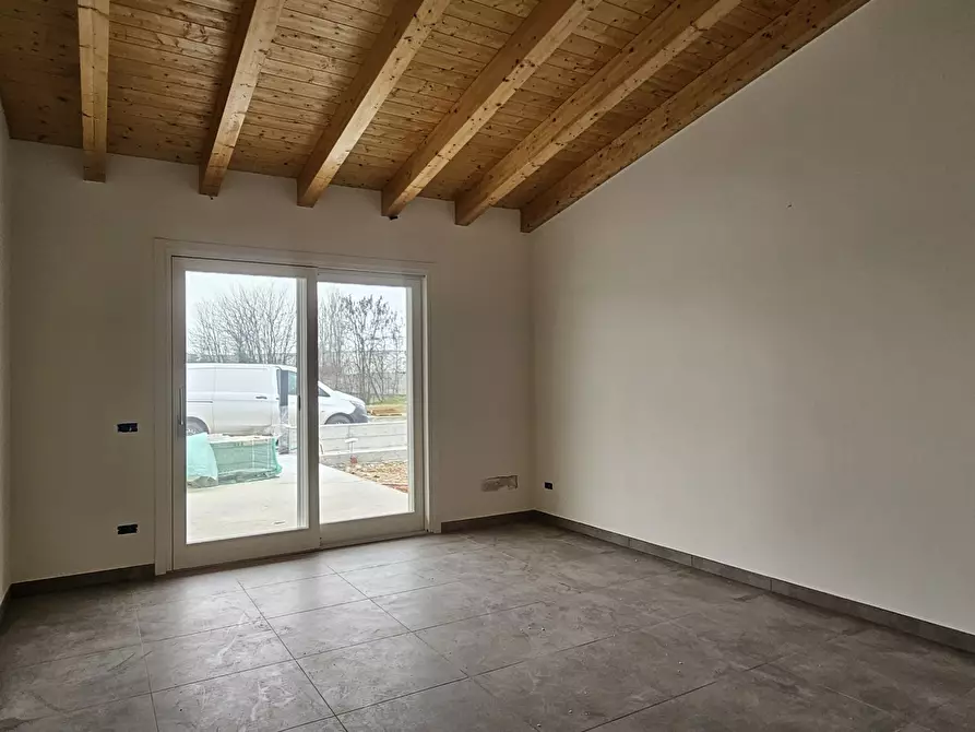 Immagine 18 di Casa trifamiliare in vendita  a Montirone