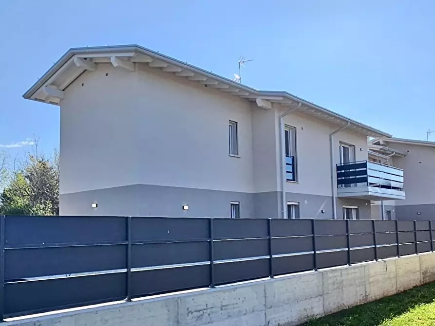 Immagine 1 di Quadrilocale in vendita  in VIA MATTEI a Nuvolera