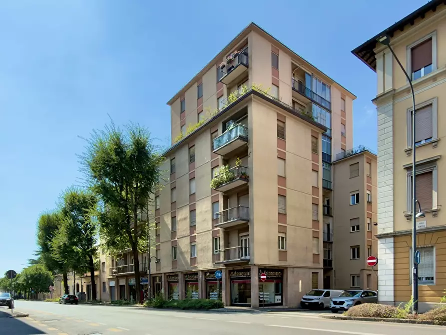 Immagine 23 di Quadrilocale in vendita  in Viale Venezia 170 a Brescia