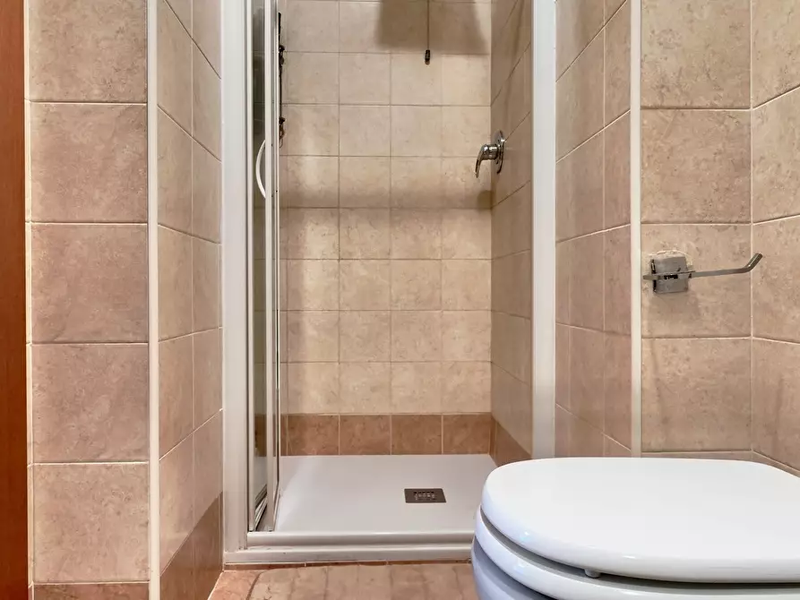 Immagine 16 di Quadrilocale in vendita  a Brescia