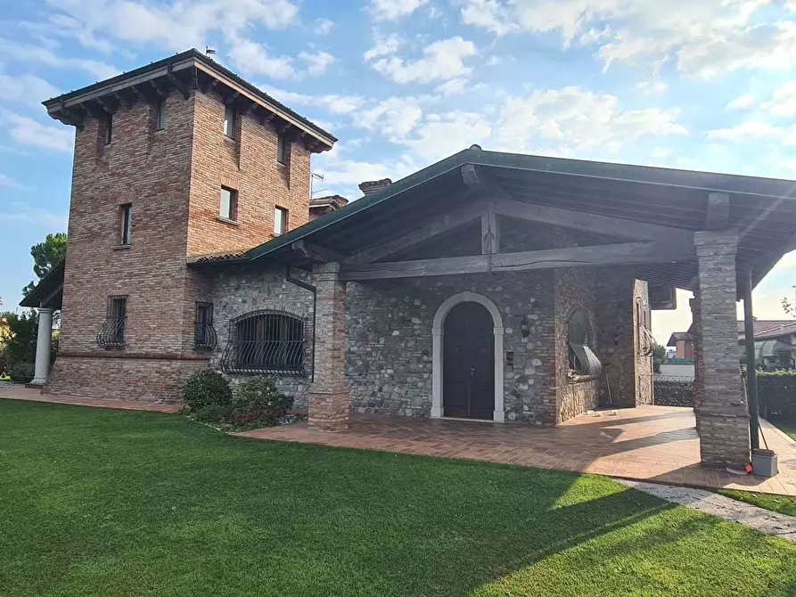 Immagine 3 di Casa indipendente in vendita  a Leno