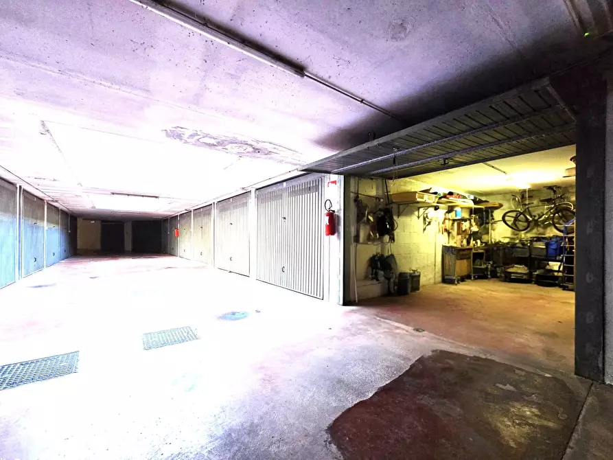 Immagine 35 di Trilocale in vendita  in VIA ROSARIO LIVATINO 3 a Nettuno