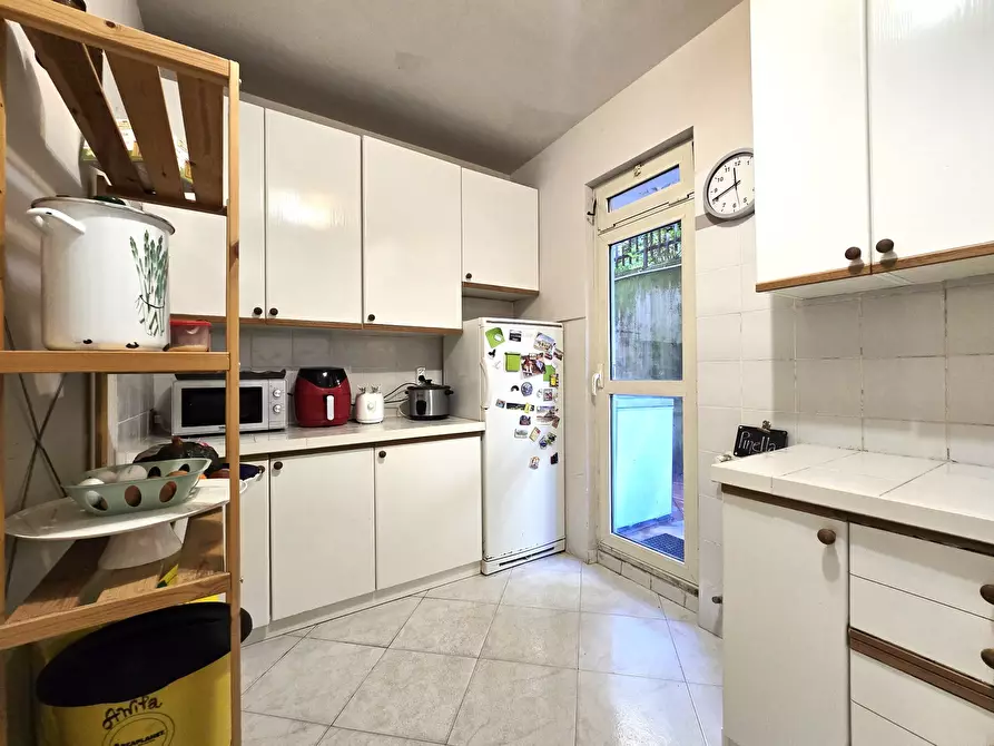 Immagine 13 di Stanza singola in affitto  in Via della Giustiniana 220 a Roma