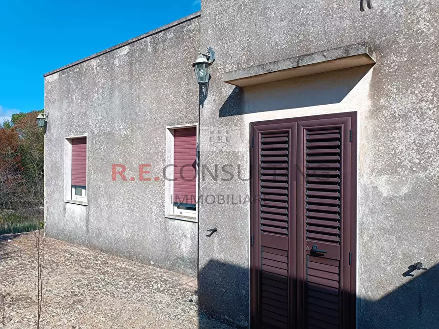 Immagine 39 di Villa in vendita  in SS172 24 a Martina Franca