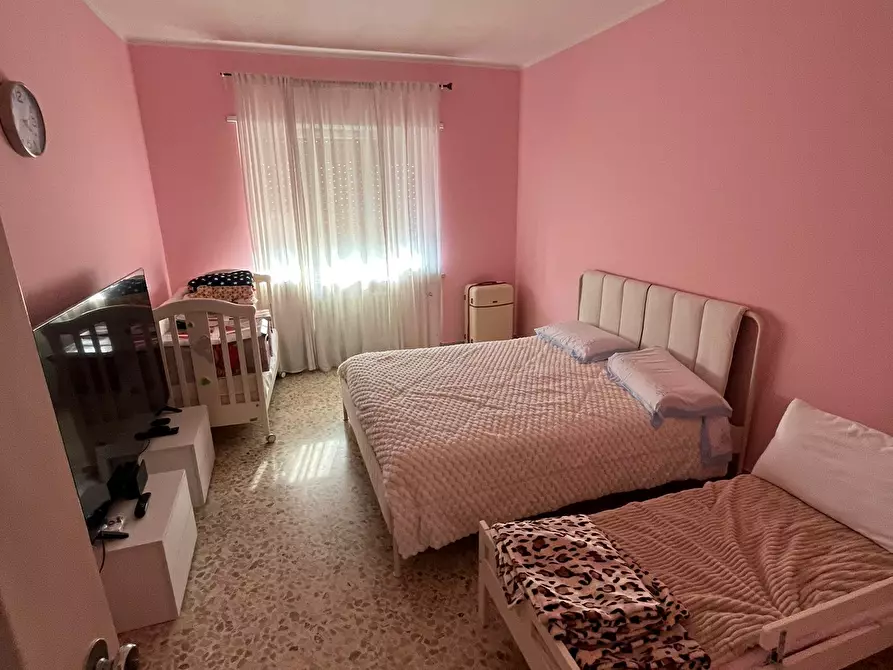 Immagine 6 di Trilocale in affitto  in Via Monte Grappa 122 a Rivoli