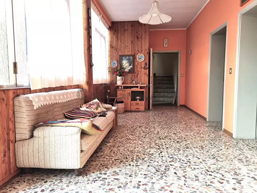 Immagine 3 di Porzione di casa in vendita  in Via Marco Ghirardelli a Gandino