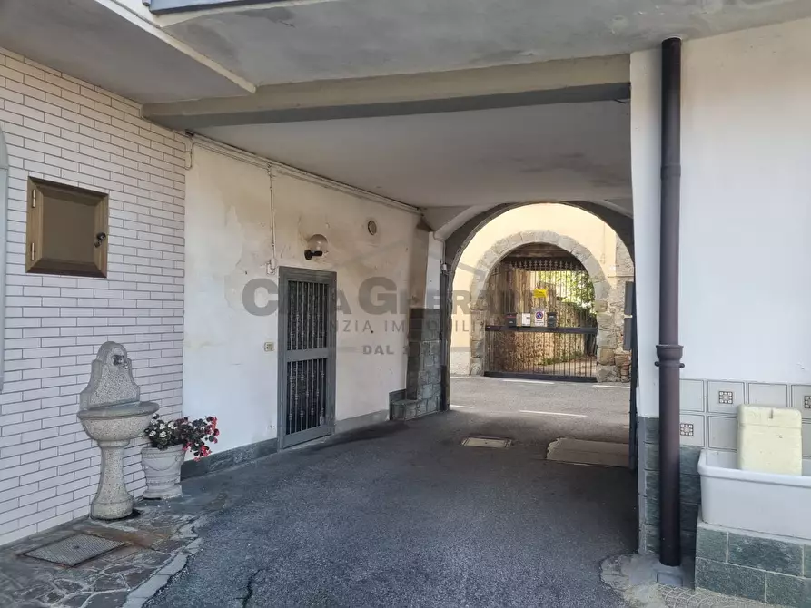 Immagine 11 di Porzione di casa in vendita  in Via Gaetano Donizetti 19 a Bonate Sotto