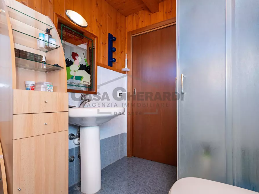 Immagine 40 di Trilocale in vendita  in Via XXV Aprile 1945 43 a Brembate Di Sopra