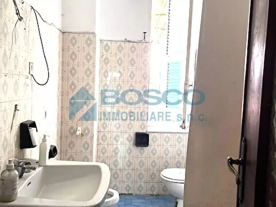 Immagine 9 di Pentalocale in vendita  in Piazza Benedetto Brin 5 a La Spezia