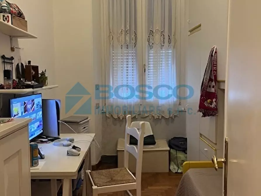 Immagine 16 di Pentalocale in vendita  in via Di Monale a La Spezia