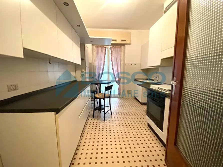 Immagine 5 di Pentalocale in vendita  in via Fiume 186 a La Spezia