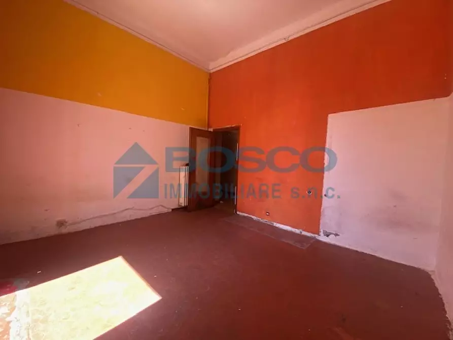 Immagine 18 di Pentalocale in vendita  in Piazza Benedetto Brin 5 a La Spezia