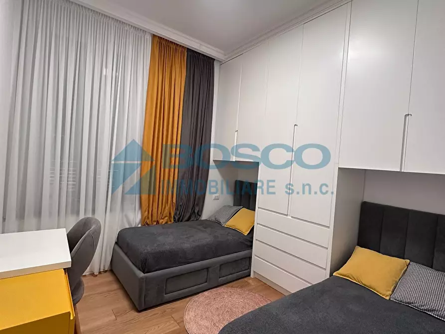 Immagine 24 di Pentalocale in vendita  in Piazza Garibaldi a La Spezia