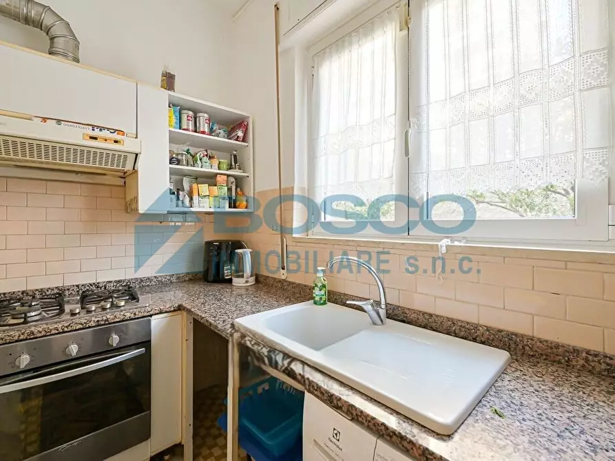 Immagine 7 di Pentalocale in vendita  in Via di Birano a La Spezia