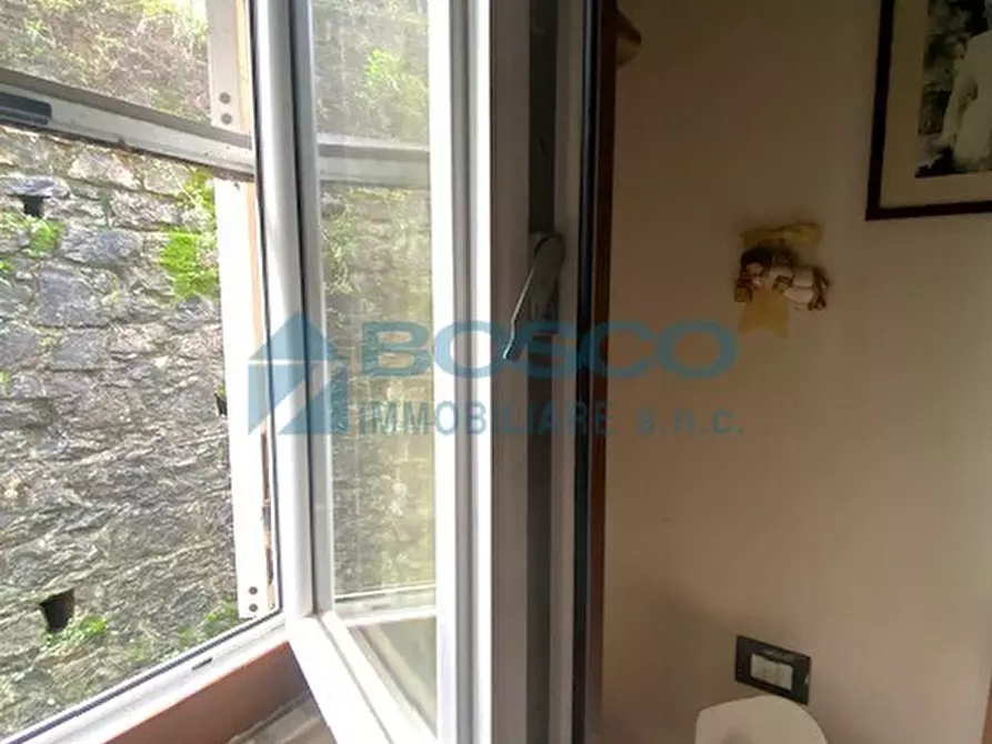 Immagine 11 di Trilocale in vendita  in Via Paverano 91 a La Spezia