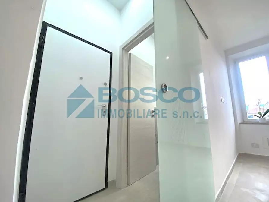 Immagine 7 di Quadrilocale in vendita  in Via del Molo 104 a La Spezia